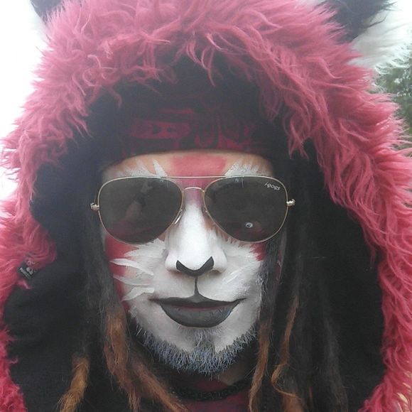 Meet your Posher, Cesar - Picture 1 of 1